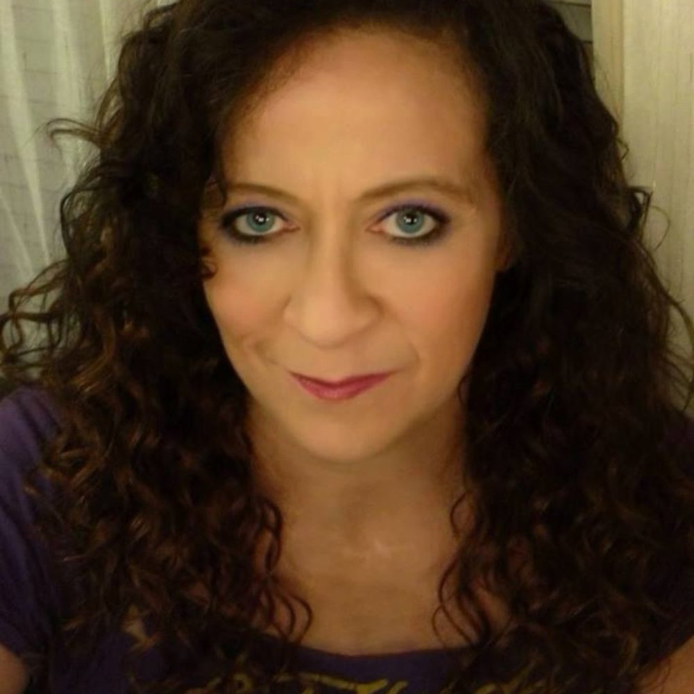 Meet your Posher, Cheri